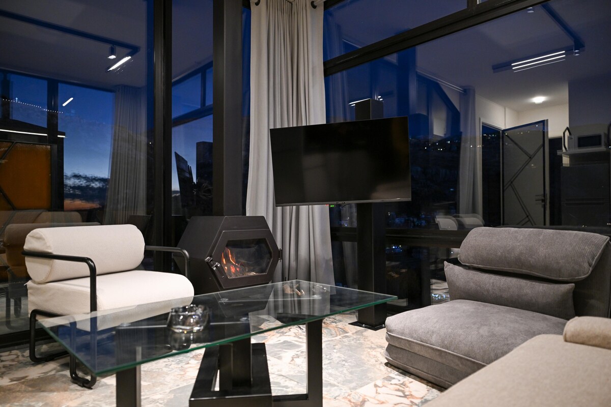 Property gallery image 1