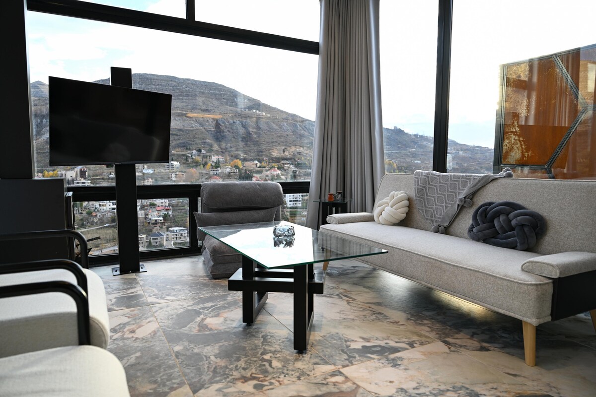 Property gallery image 2