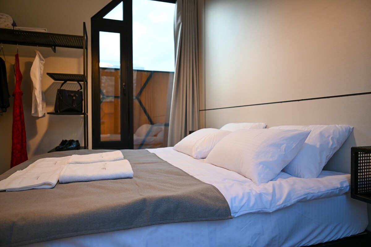 Property gallery image 3